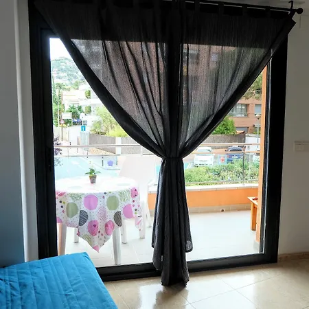 Ilia Apartament *